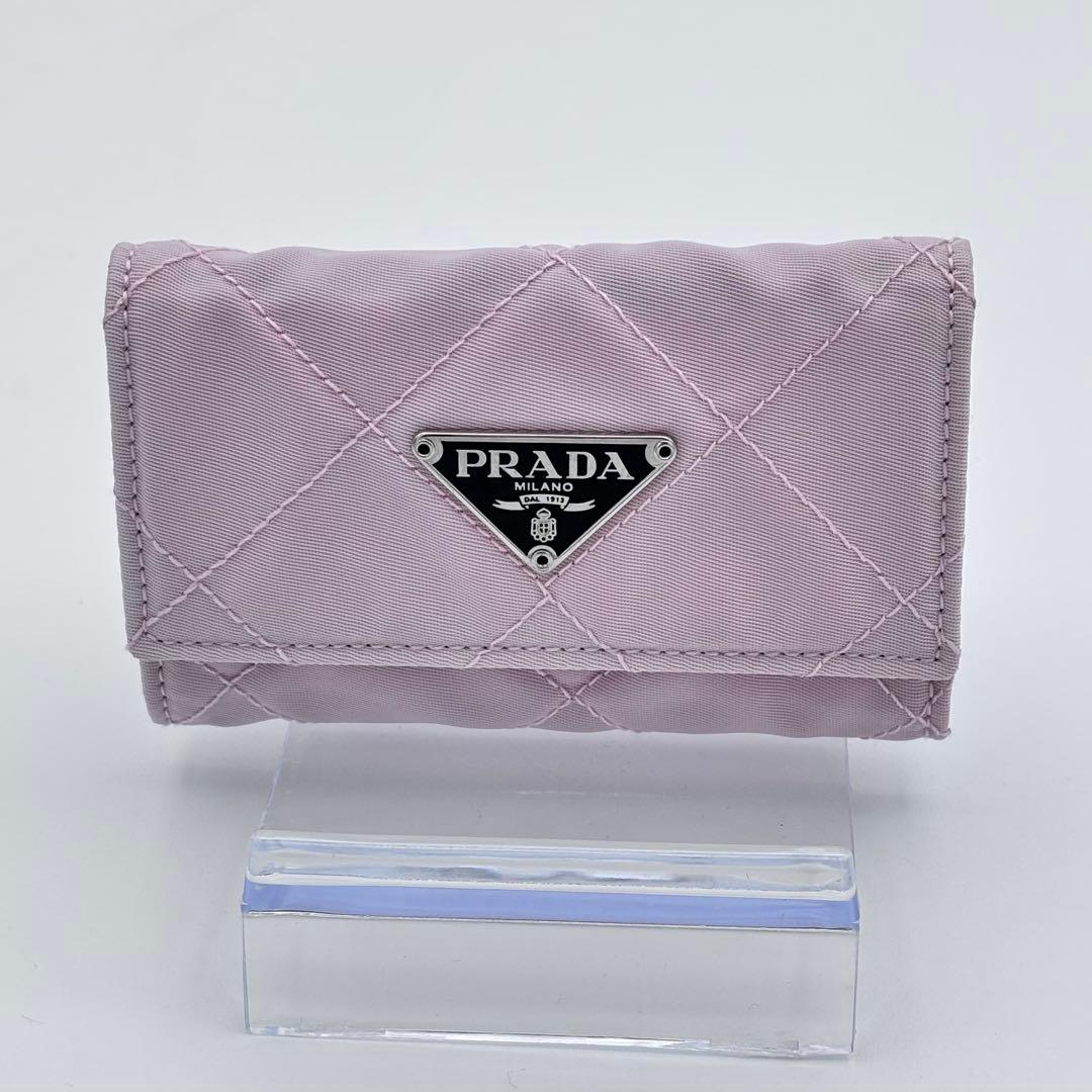 PRADA キルティング キーケース 正規品　6連キーケース 可愛い系