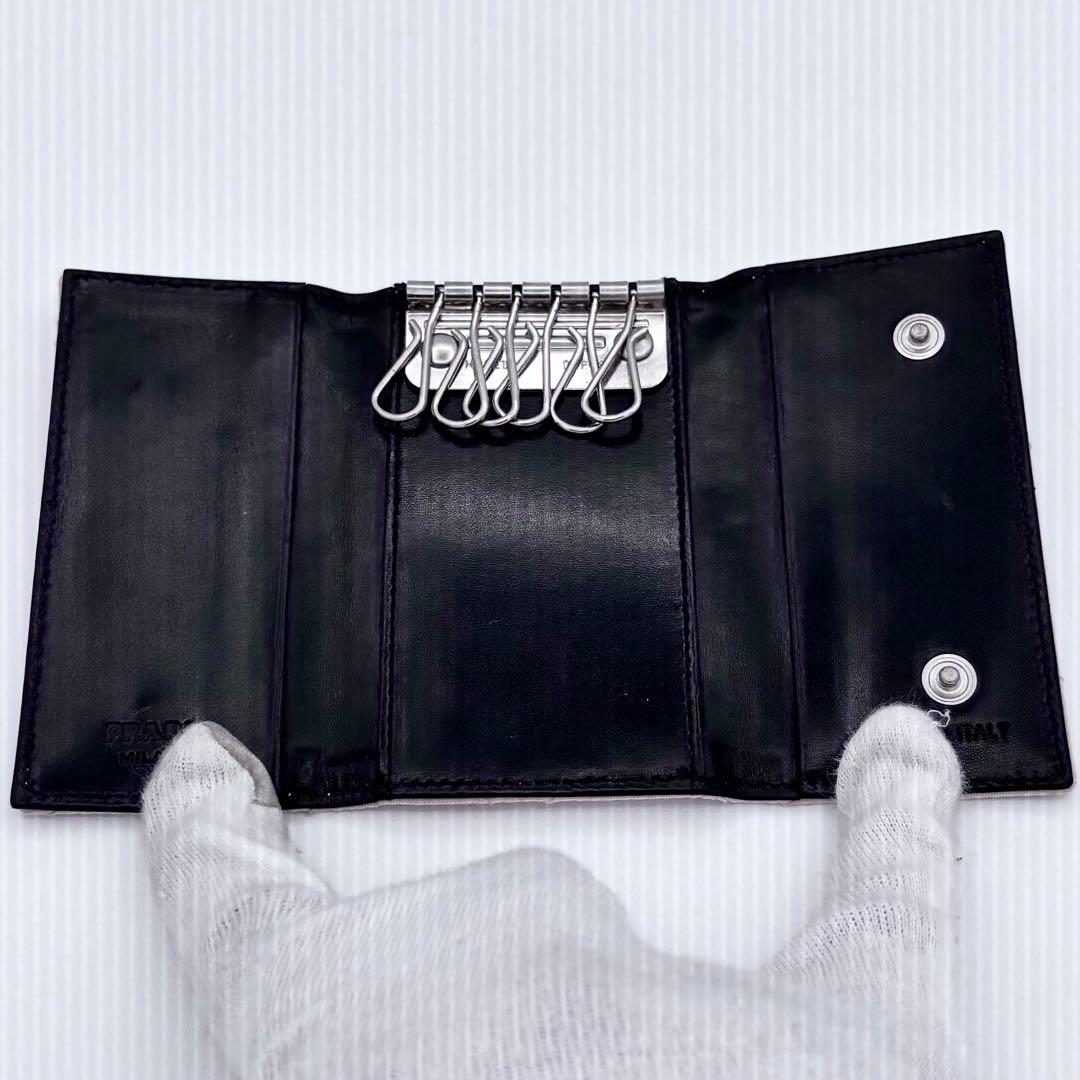 PRADA キルティング キーケース 正規品　6連キーケース 可愛い系