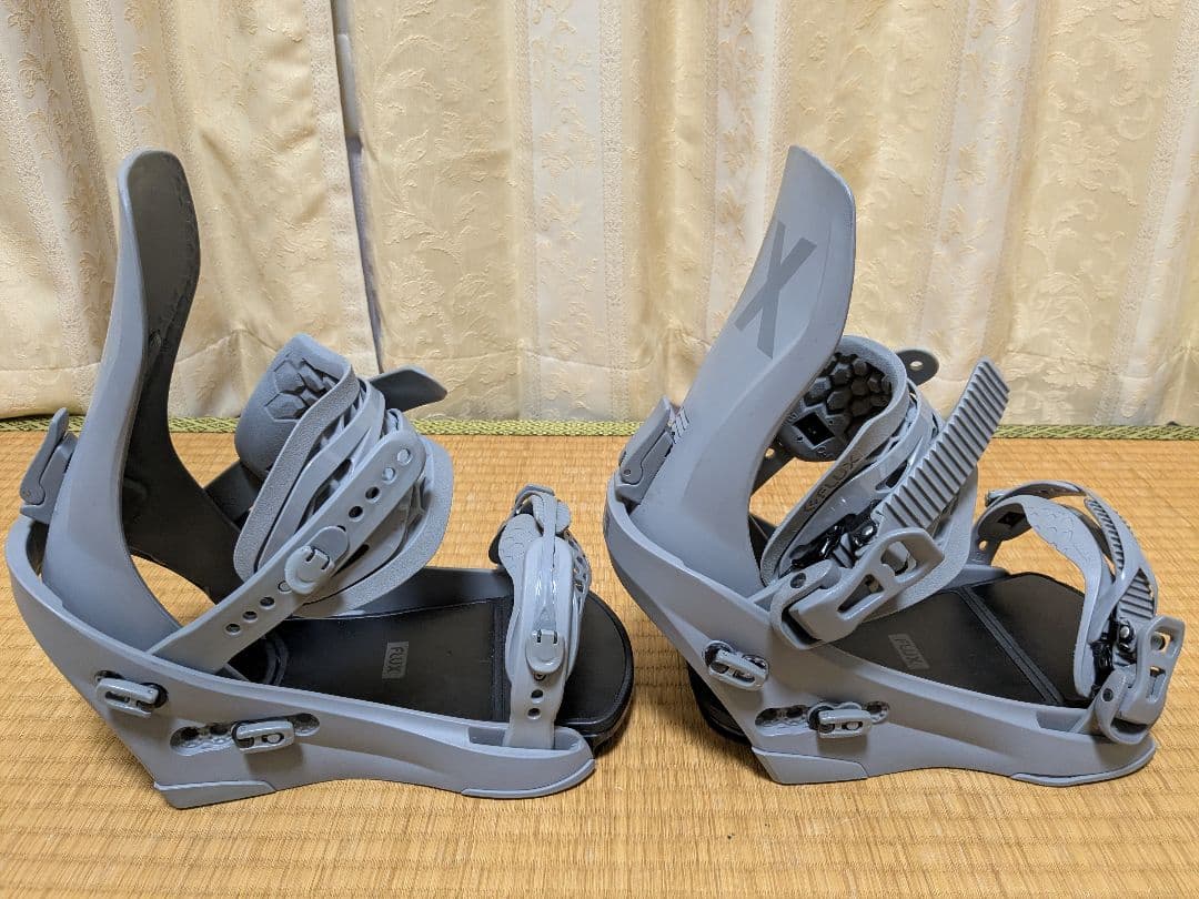 FLUX CV 23/24モデル Mサイズ グレー 美品 使用10回程度