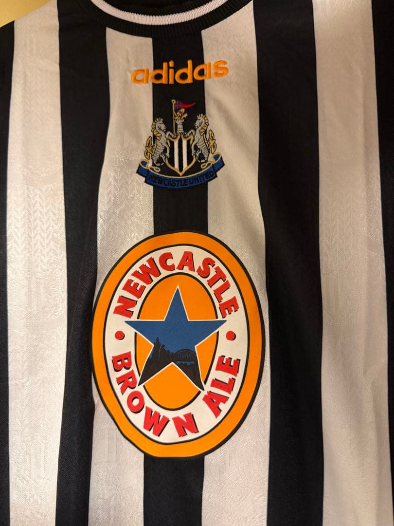 ド*ン様 美品 adidas 95/97 ニューカッスル リアム・ギャラガー o