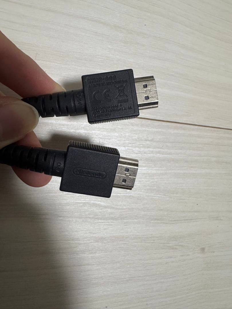 Nintendo Switch本体 128GB microSDカードとケース付き