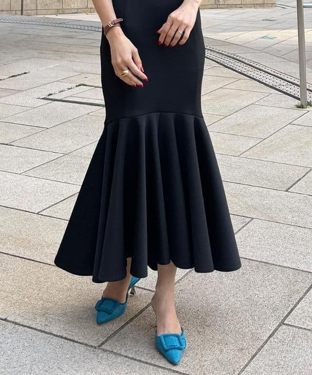 JENNE　マーメイドカットソーワンピース　Lサイズ　試着のみ