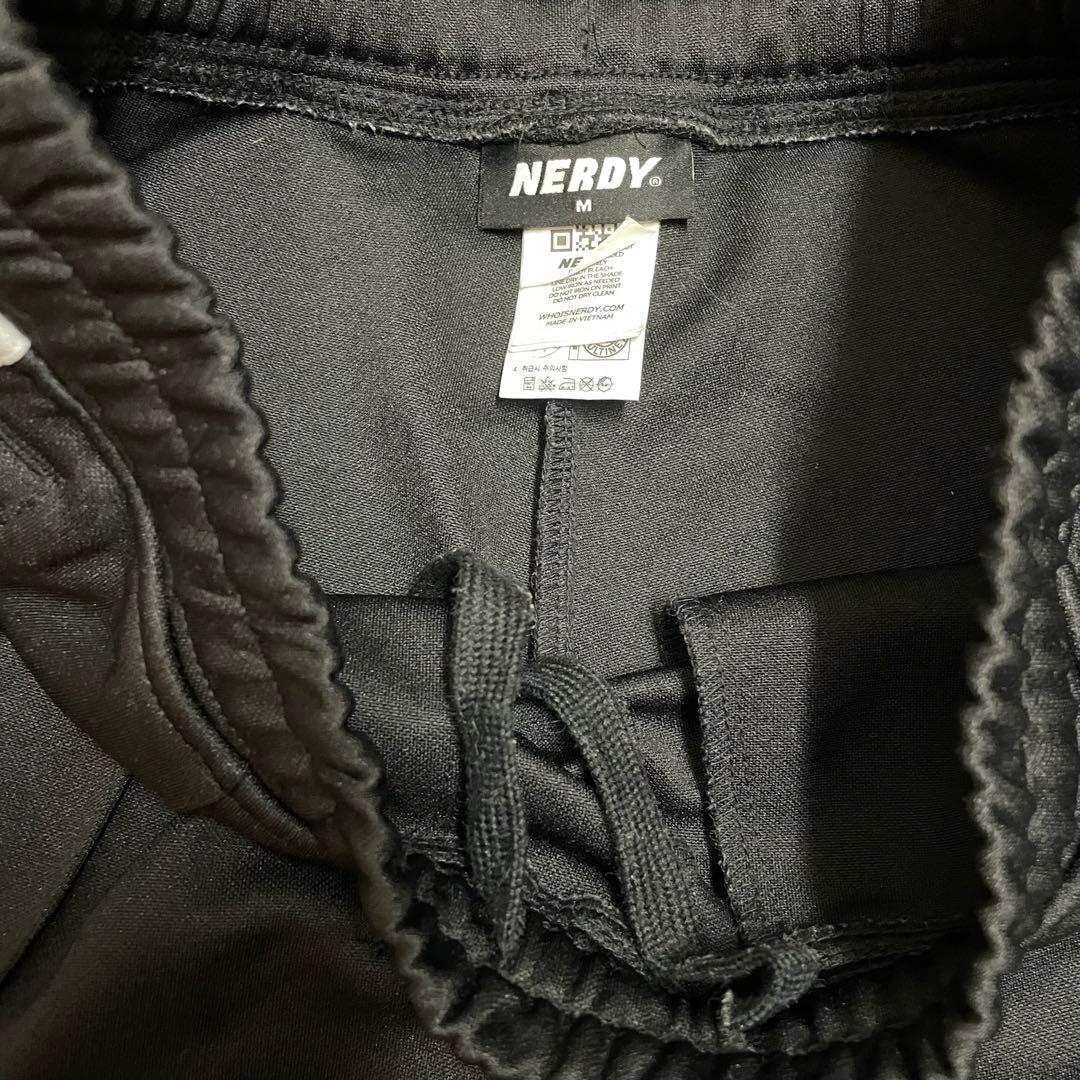 NERDY ブラック ジャージ上下セットアップ値下げ中