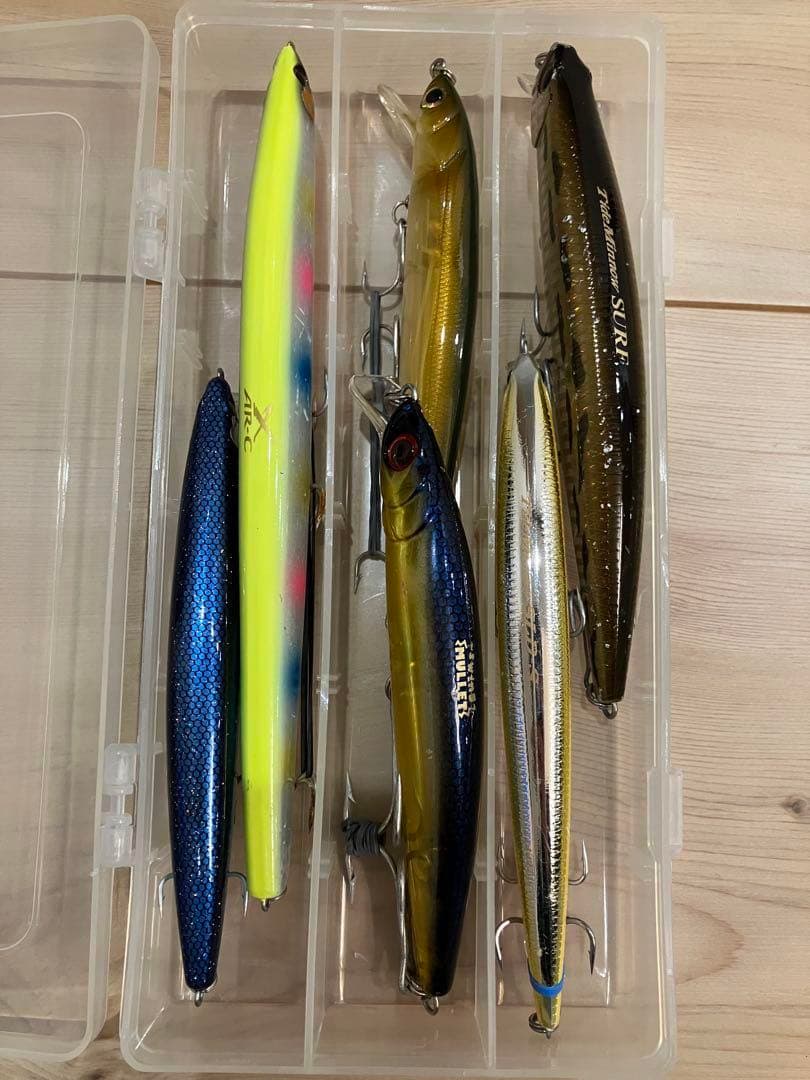 シーバス　青物　ハードルアー　ジグ　まとめ売り　ルアー収納タックルボックス