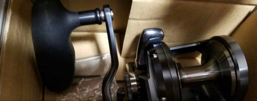 【新品未使用】シマノ19 オシアジガー F 3000HG