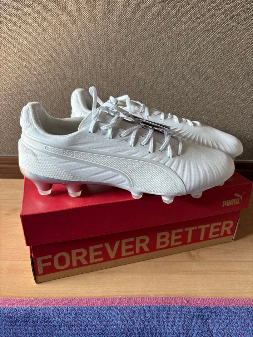 プーマ　キングアルティメット　ホワイトアウト‼️