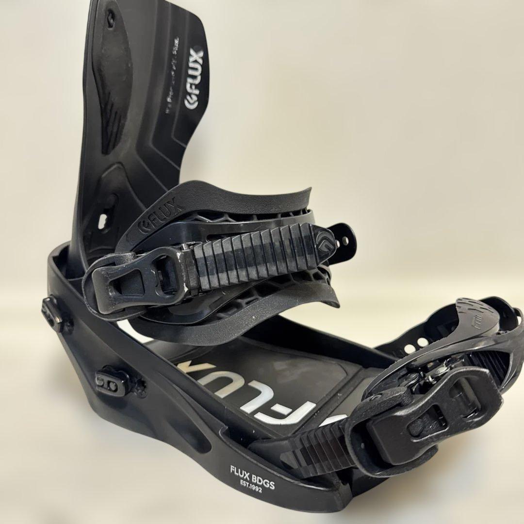 FLUX XF 22-23モデル Sサイズ