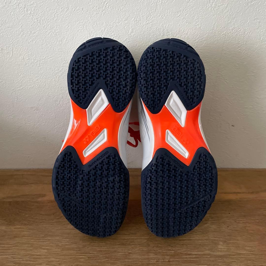 ヨネックス YONEX バドミントンシューズ STRIDER BEAT￼