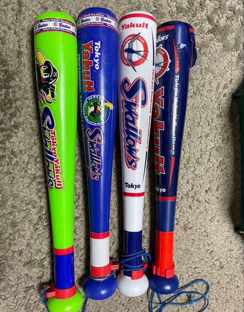 レア？東京ヤクルトスワローズ 応援グッズ 傘6本、メガホン2つセット