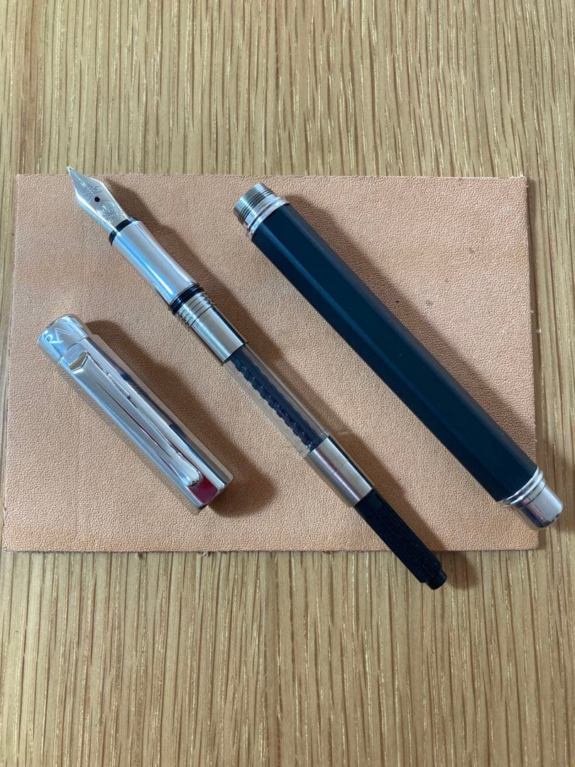 カランダッシュ　バリアス　メットラブ　万年筆