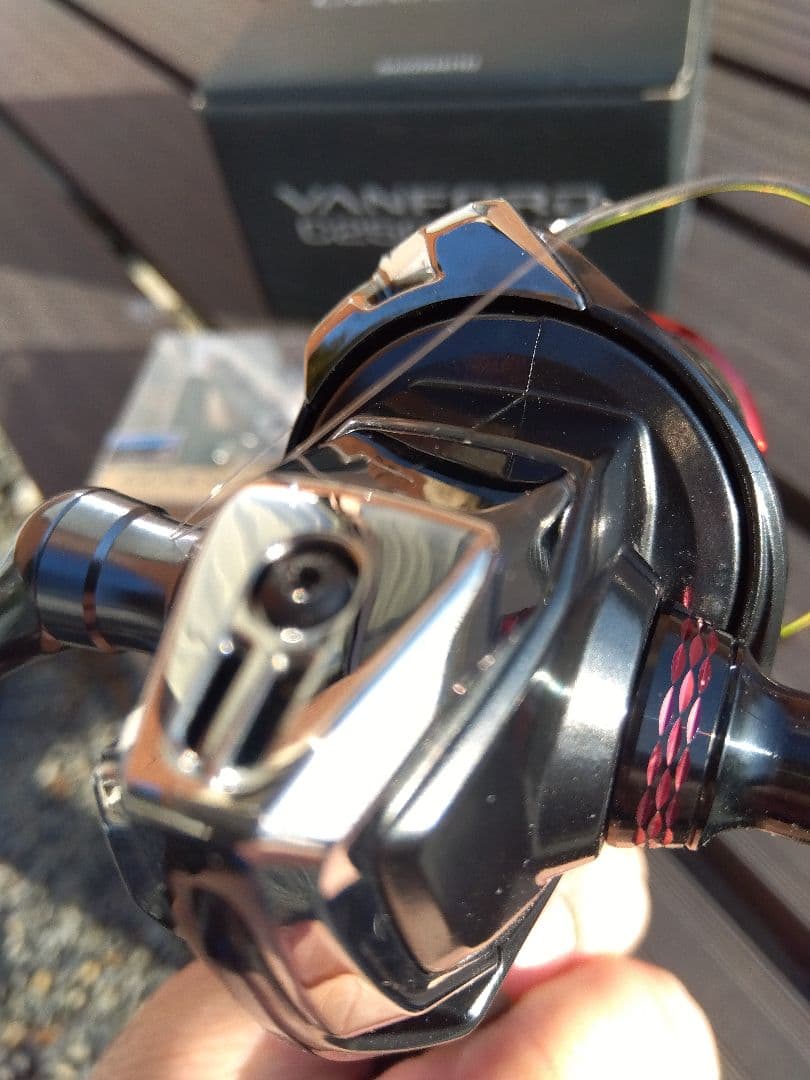お買い得SHIMANO VANFORD C2500SHG スピニングリール