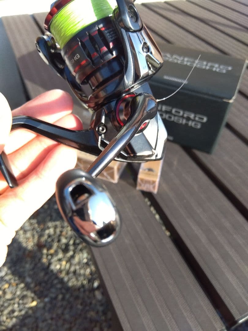 お買い得SHIMANO VANFORD C2500SHG スピニングリール