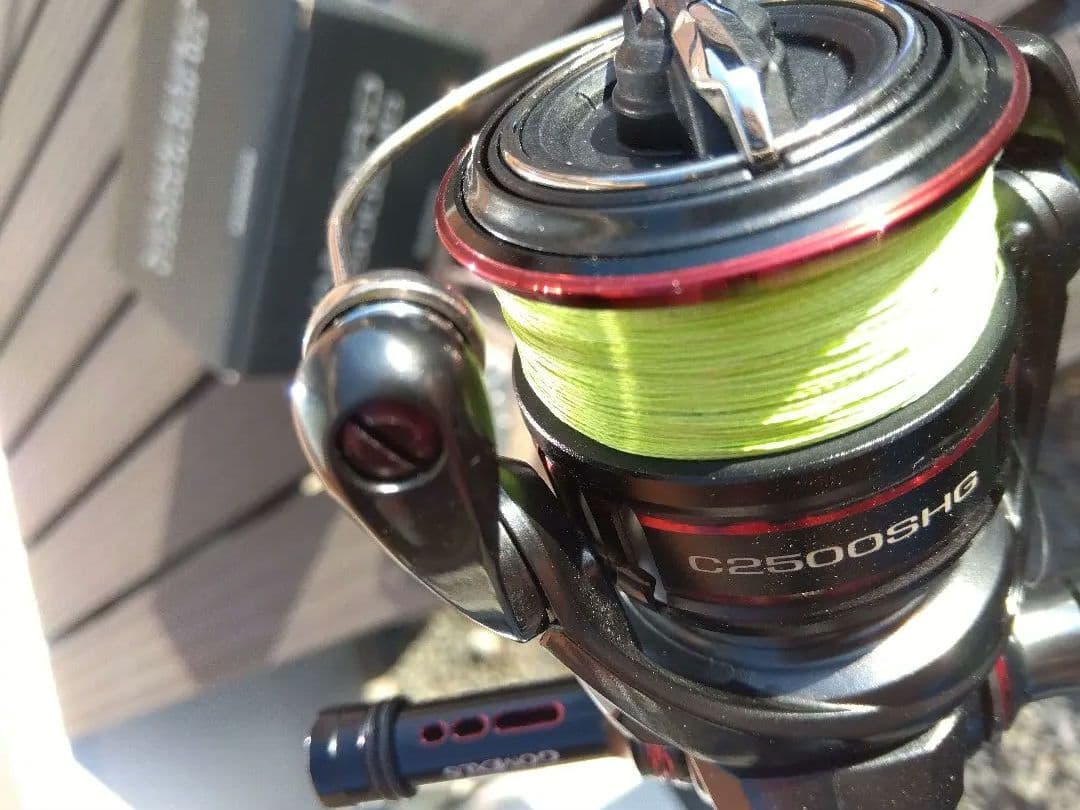 お買い得SHIMANO VANFORD C2500SHG スピニングリール