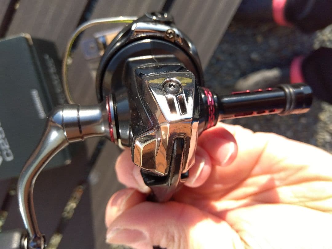 お買い得SHIMANO VANFORD C2500SHG スピニングリール