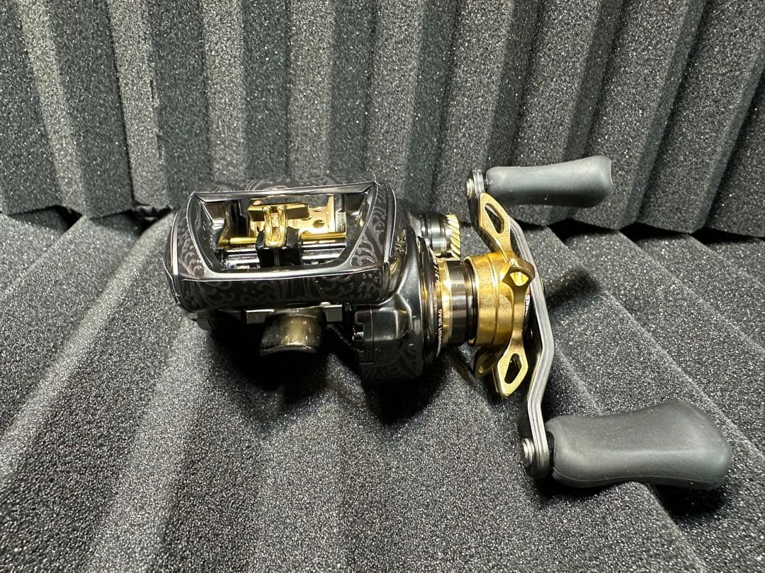 ダイワ　19スティーズCT SV TW 700XHL 未使用品