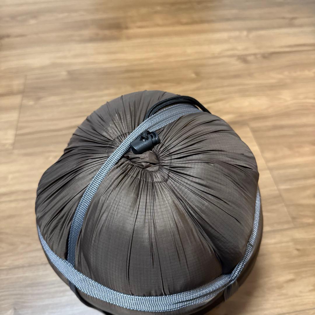 ワークマン　1200フュージョンダウン