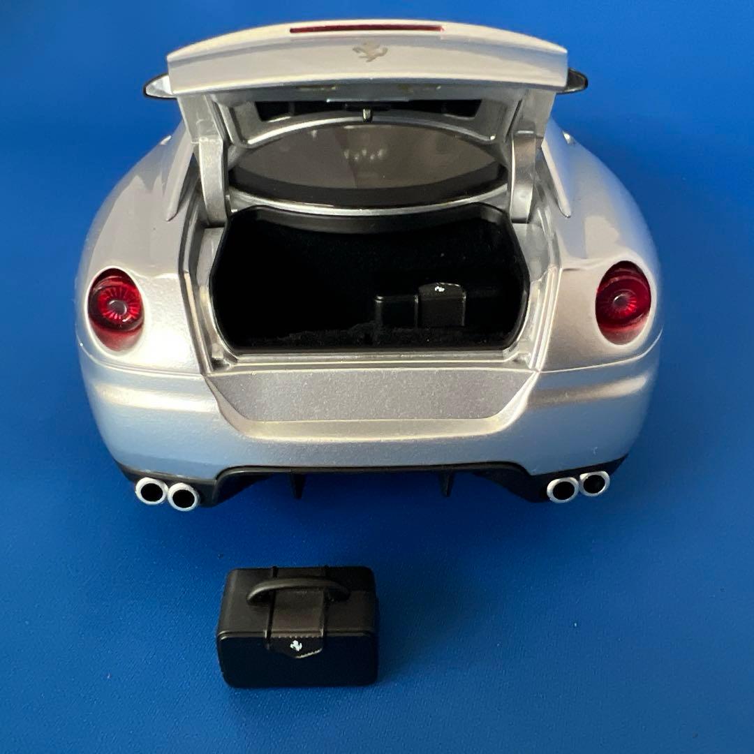 エリート　1/18 フェラーリ599 GTB フィオラノ　ALUMINUM