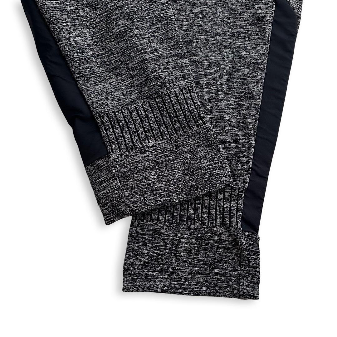 138 パーリーゲイツ TECHNO STRECH ジャージーパンツ サイズ0