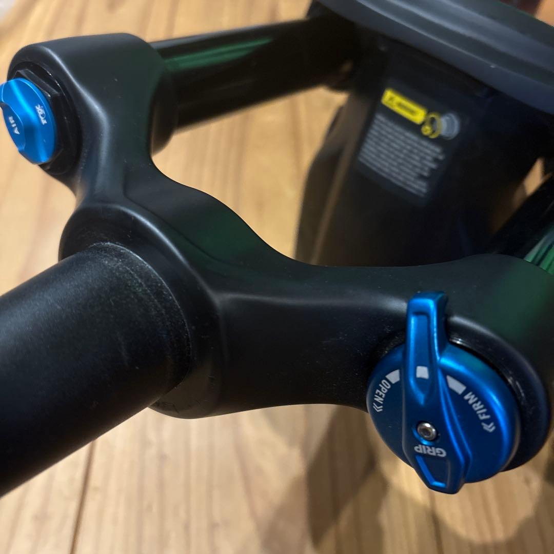 おまけ付き☆2024 FOX rhythm 34 27.5 美品です(^^)