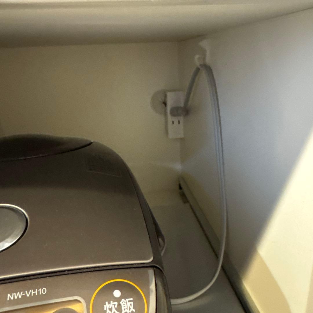 【20万以上で購入】パモウナ 食器棚　HAR-1600R 160*214*50