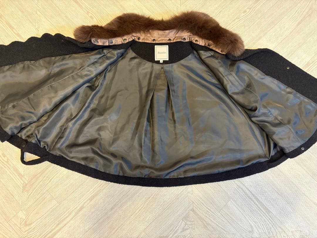 【美品(着用回数:1回)】アナトリエ　ポンチョ　コート　黒　ファー襟取り外し可