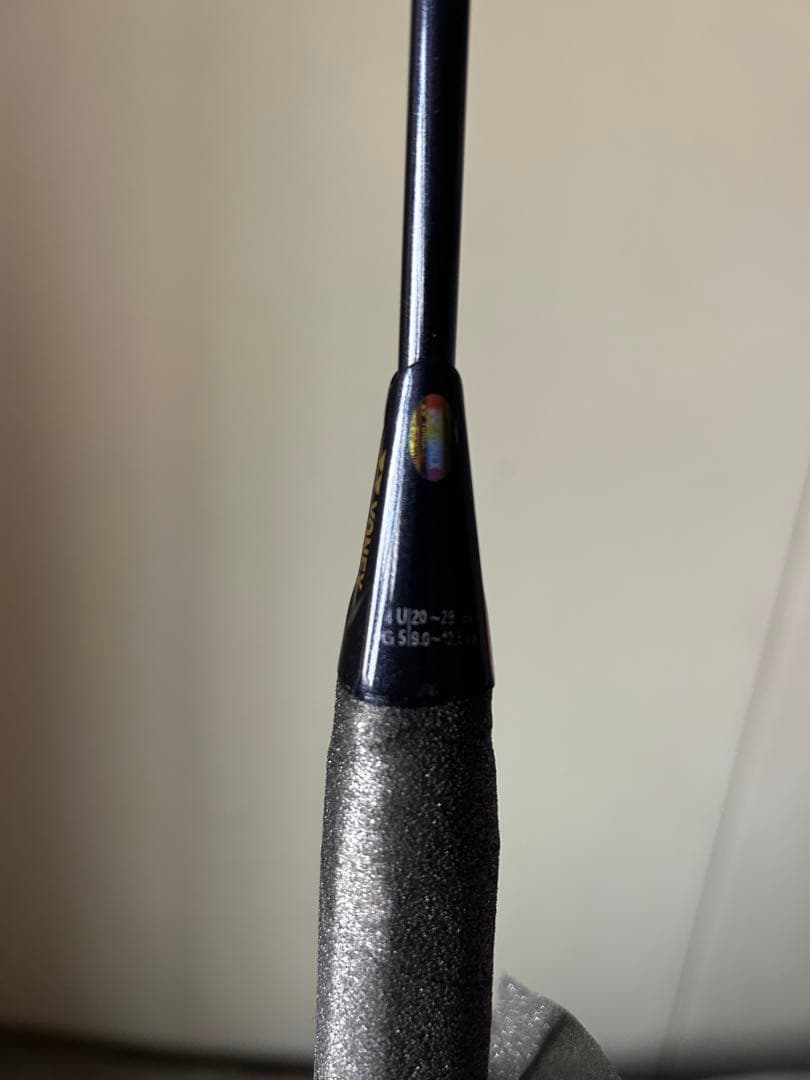 バドミントンヨネックスアストロクス88s4UG5限定カラー赤