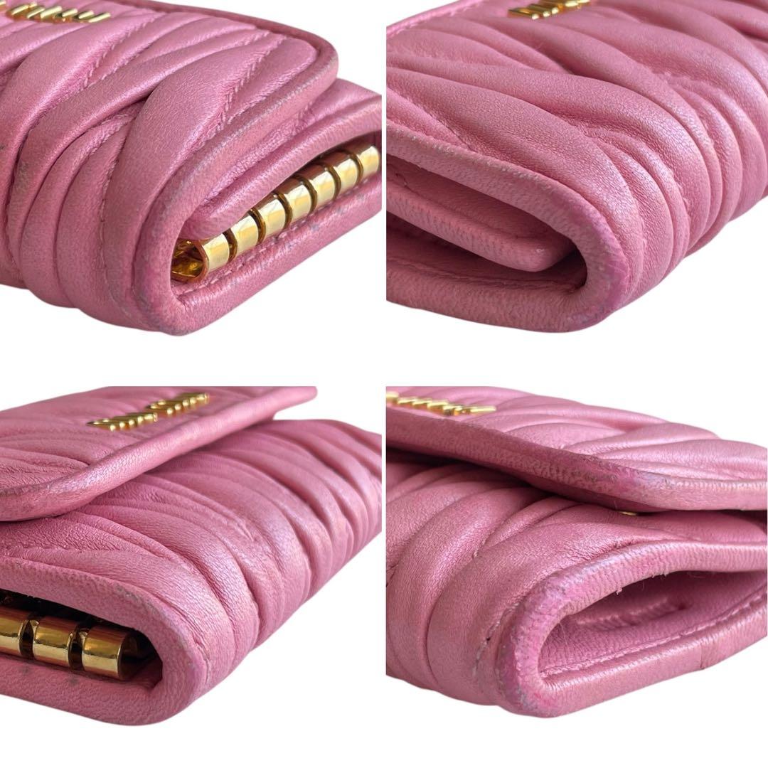 MIU MIU ミュウミュウ マテラッセ キーケース ピンク ゴールドロゴ