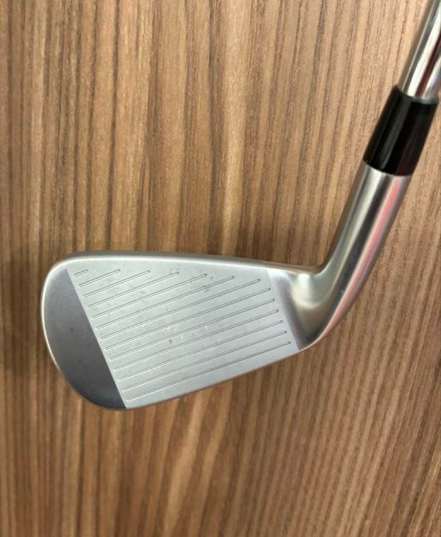 【週末限定値下げ】ミズノJPX923フォージド ６本（6〜Ｐ.Ｇ）モーダス120