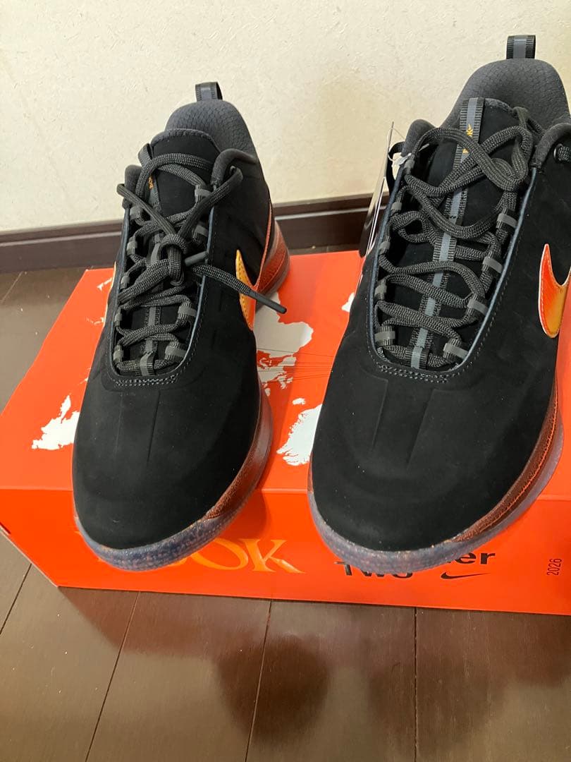 Nike book2 バスケットボールシューズ ブラック/オレンジ