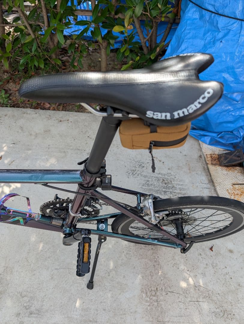 ミニベロ GIANT IDIOM カメレオンギャラクシー アルテグラキャリパー