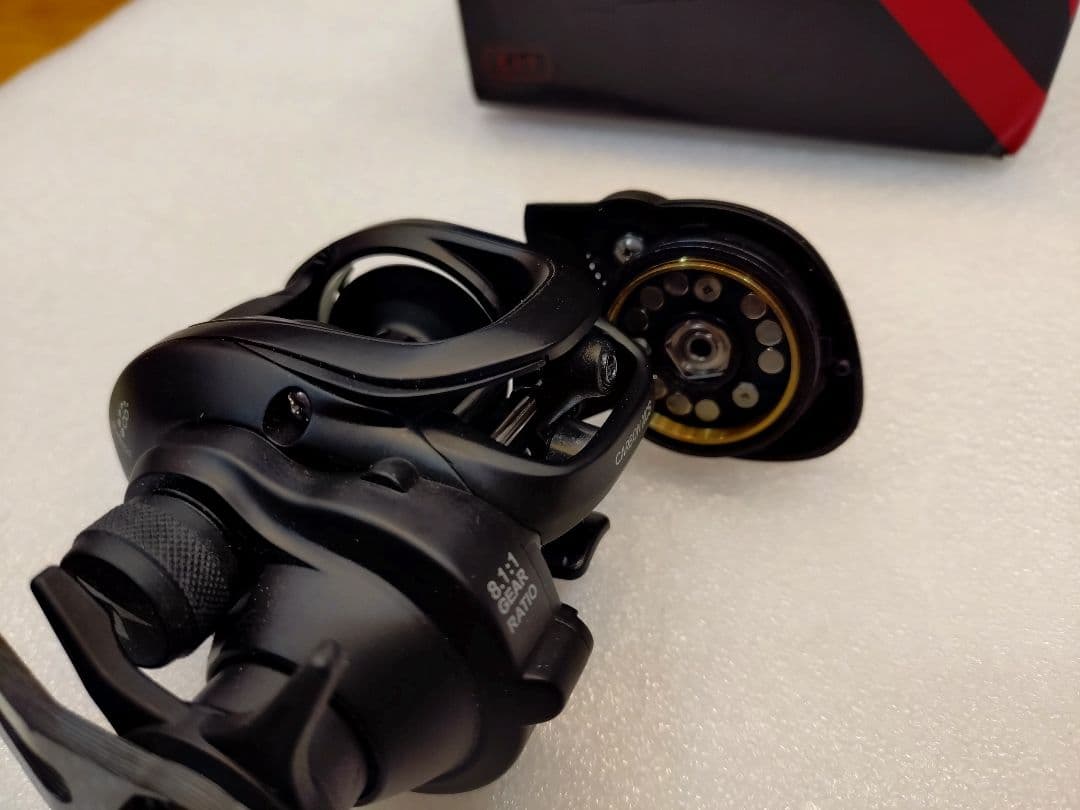 ベイトリール　ピシファン　カーボンXCS　PISCIFUN CARBON XCS