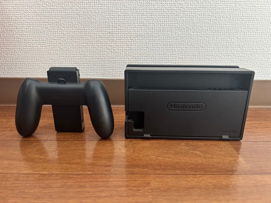 任天堂 Nintendo Switch 本体（SDカード付　256GB)