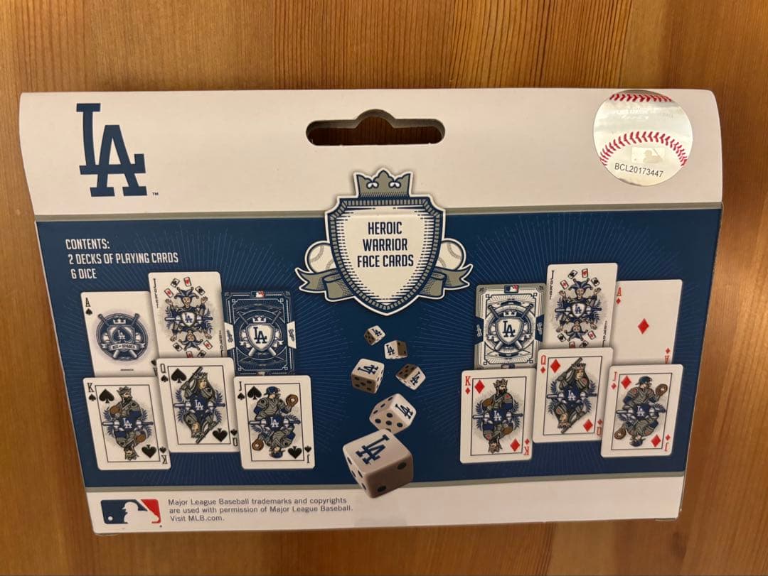 【新品】MLBドジャース 公式ライセンス品 トランプ2デッキ＆サイコロ6個セット
