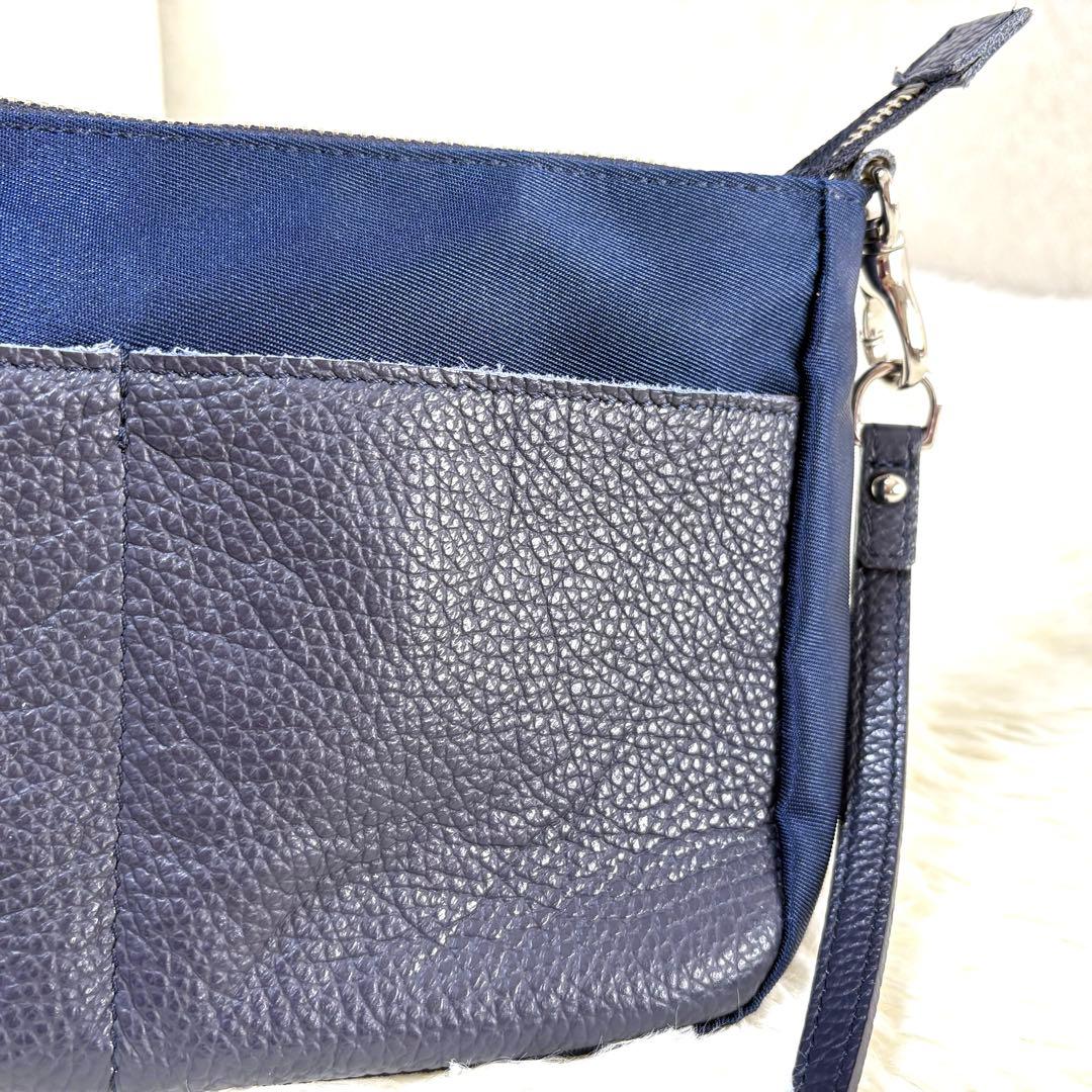 銀座かねまつ リバーシブル　レザートートバッグ　バッグインバッグ付き　シルバー