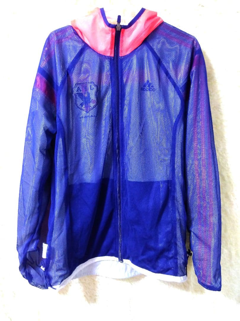 新品／サッカー日本代表２００９　　　　　　　　　　　アンセムジャケット／サイズＯ