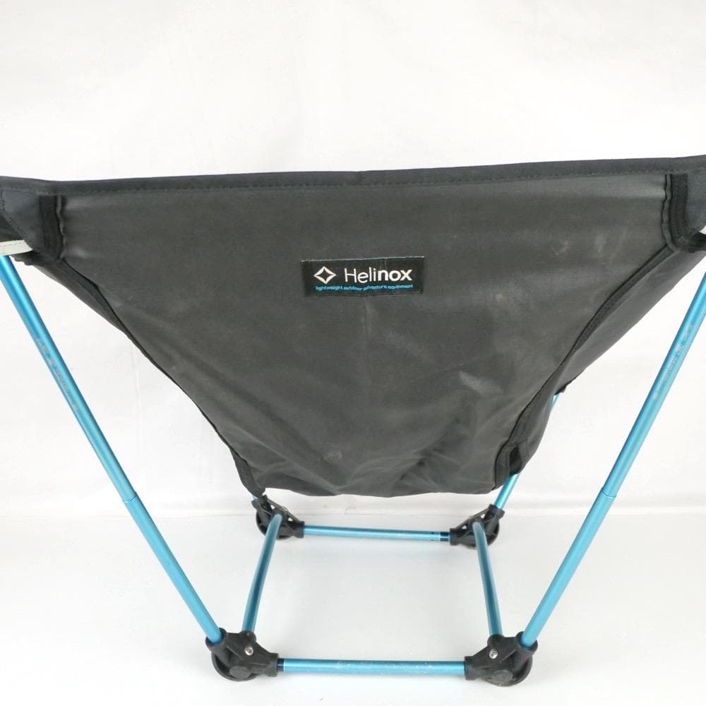 ヘリノックス グラウンドチェア 使用感大 穴あります