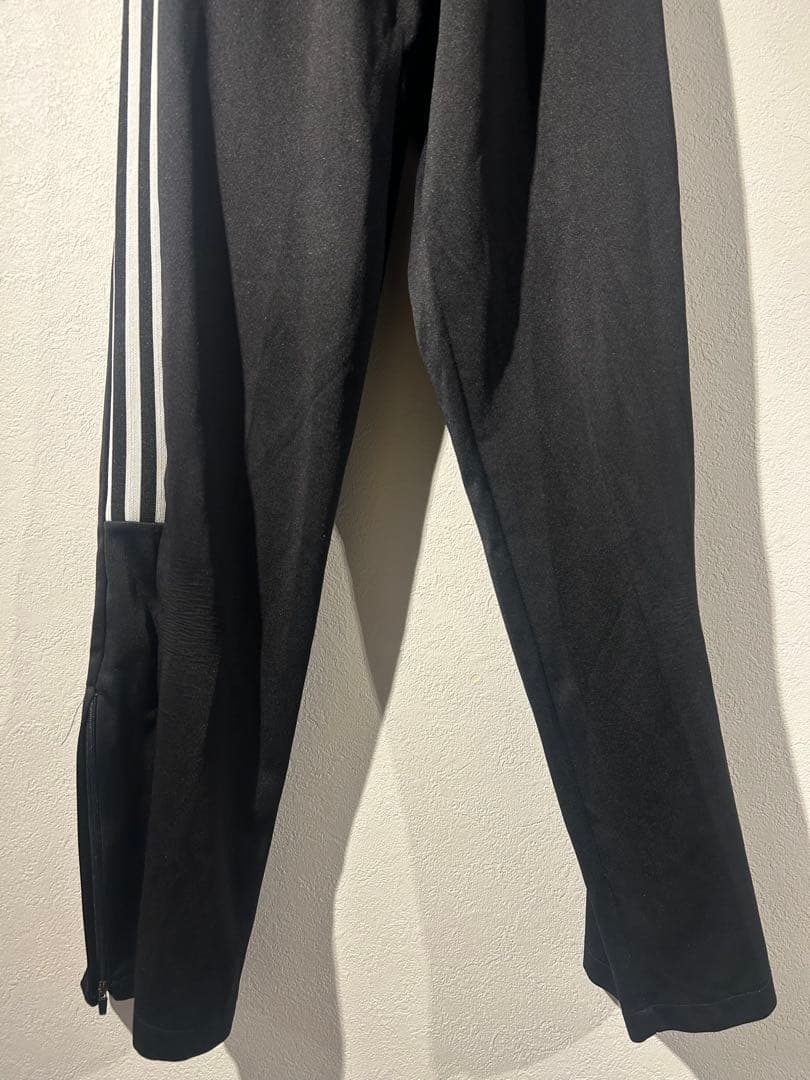 アディダス　アーセナルFC 2021-2022シーズントレーニングウェア上下