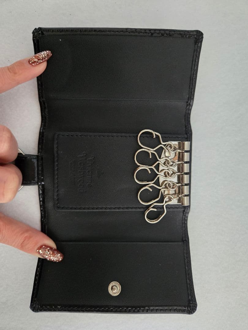 ☺︎Vivienne Westwood ブラック エナメル キーケース 箱無し