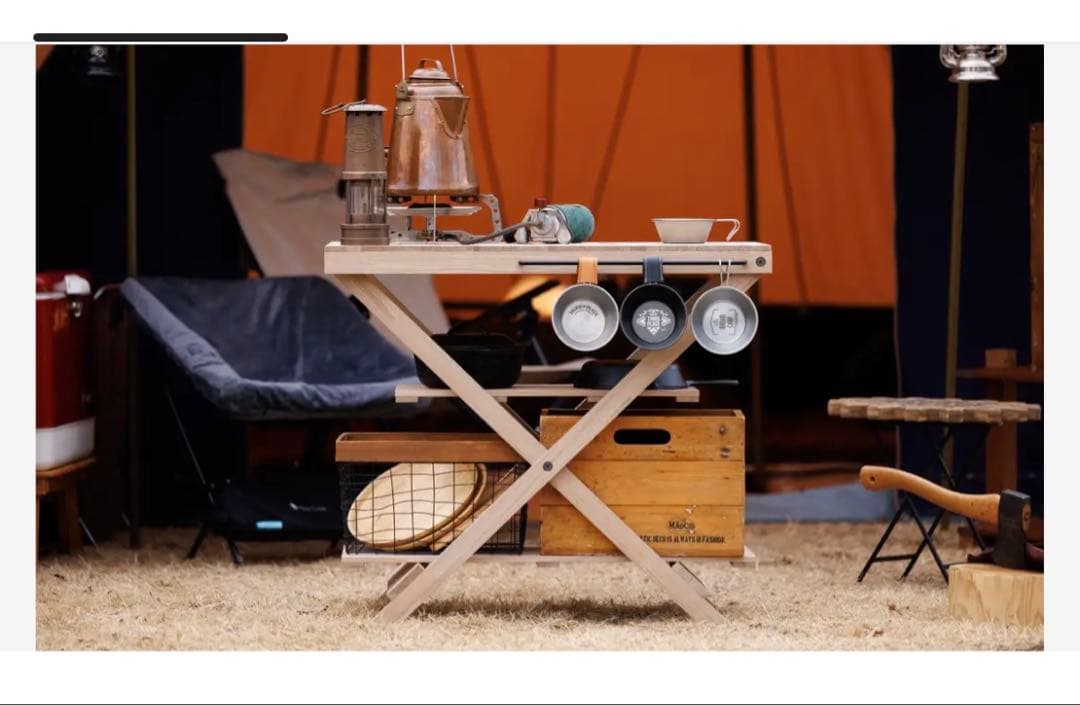 VALVE オシャレ⭐︎ 折りたたみ式　木製アウトドアテーブル