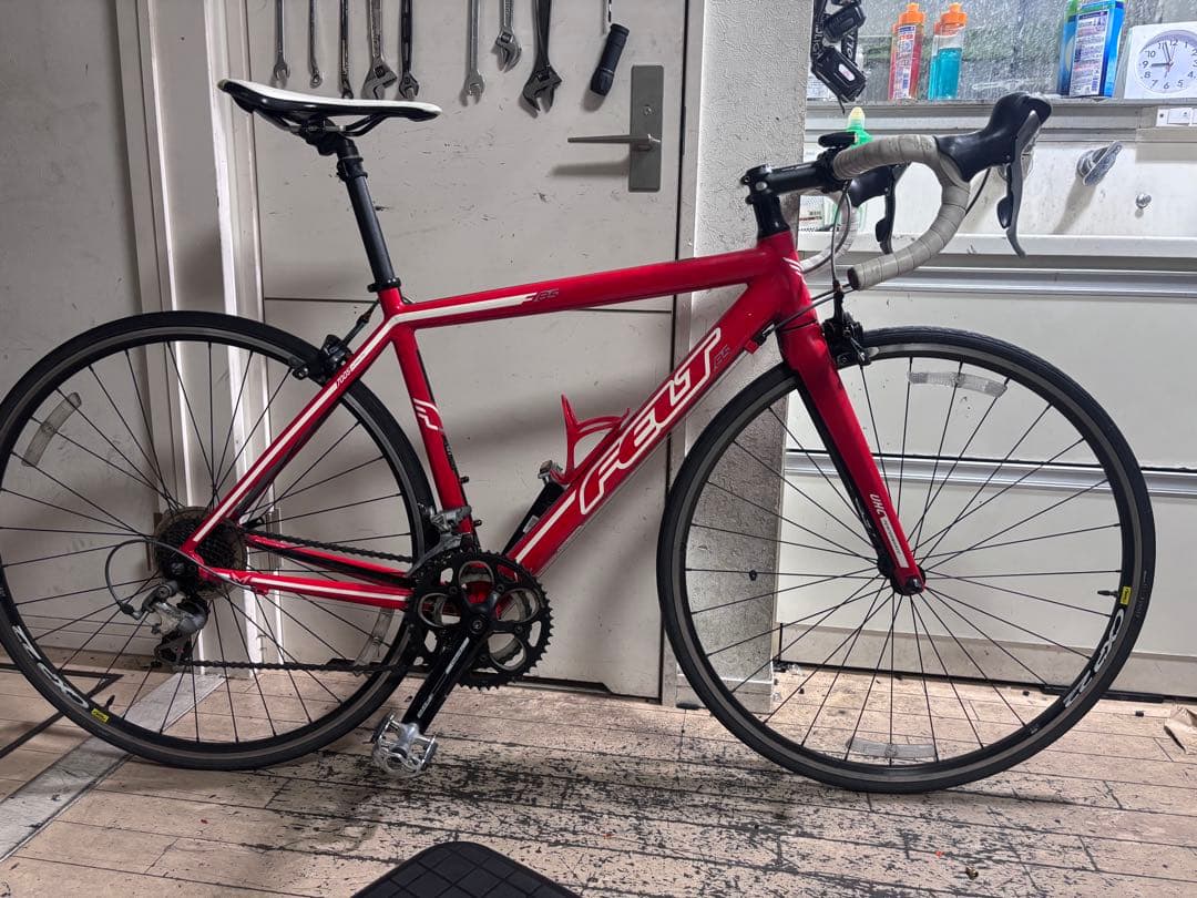 FELT F65 レッド ロードバイク　フロントカーボンtiagra