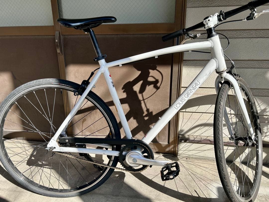 引き取り限定　ルイガノ クロスバイク AL6061 ホワイト
