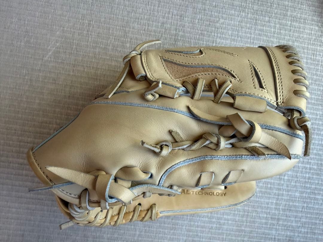 本日値下げ　美品　ウィルソン　硬式グローブ　 キップレザー投手　DB型限定