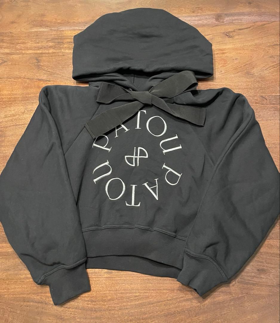 PATOU パトゥ メダリオン クロップド パーカーオーガニックコットン製 M