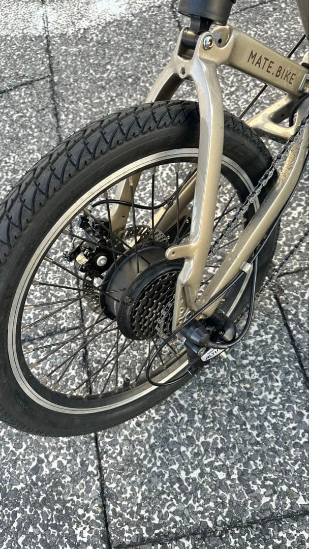 MATE City 折りたたみ電動アシスト自転車 シャンパンポップ
