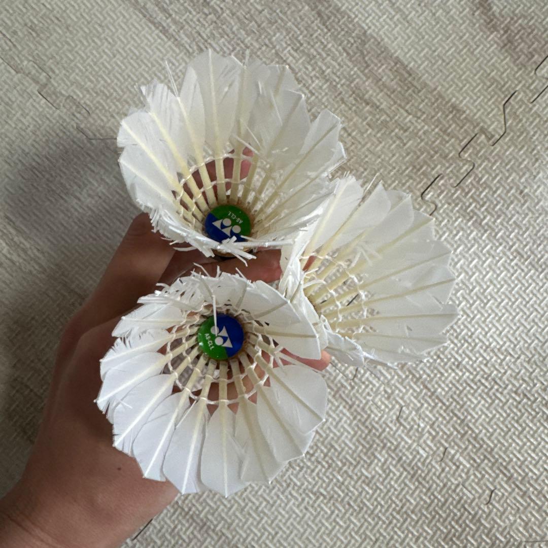 ヨネックスエアロセンサ中古シャトル122球