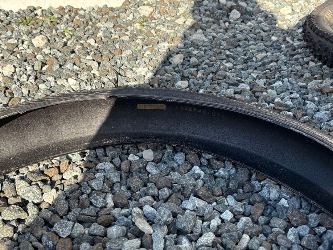 SHWALBE MAGIC MARY 27.5 2.4 MTB タイヤ