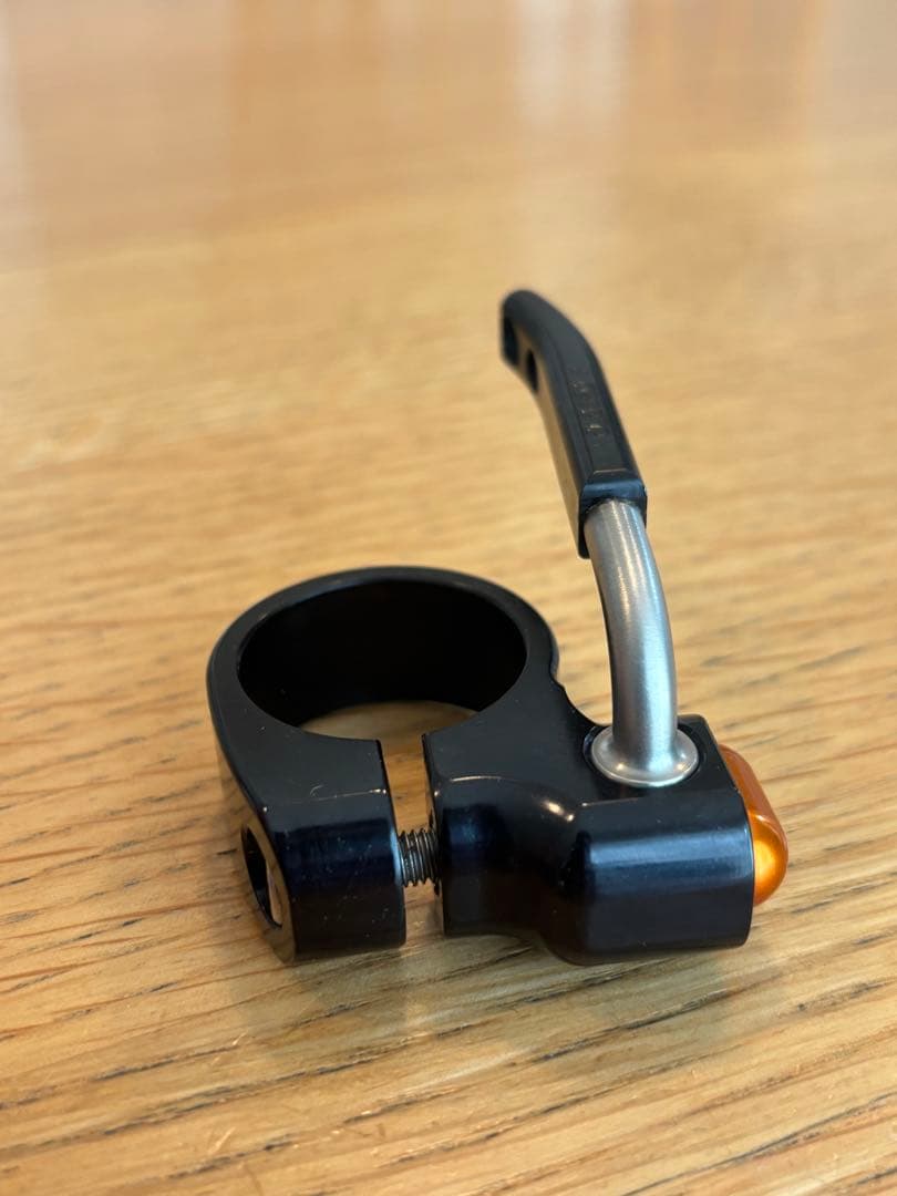 PAUL ポール シートクランプ ブラック/オレンジ 30.0ミリ