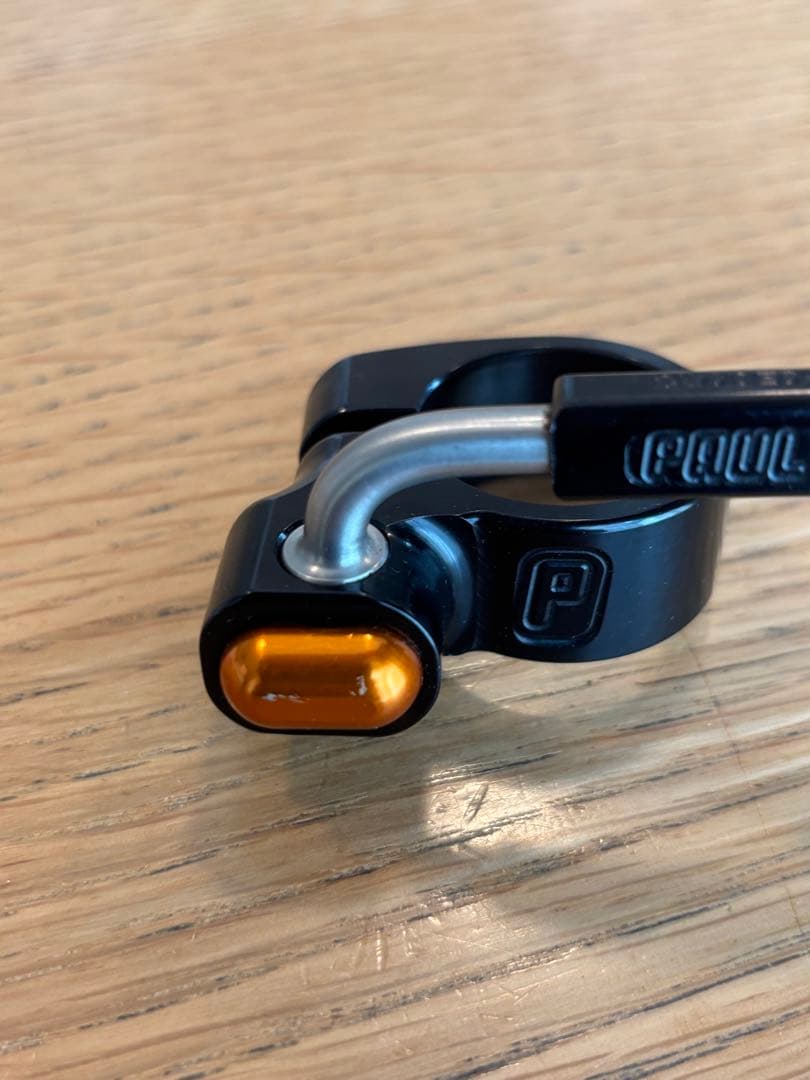 PAUL ポール シートクランプ ブラック/オレンジ 30.0ミリ