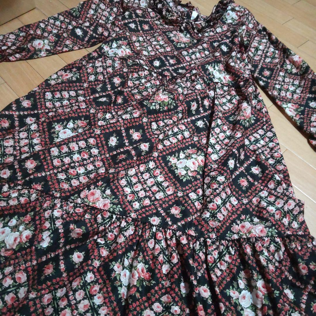 美品ピンクハウス　綿ローン小薔薇プリントロングワンピース