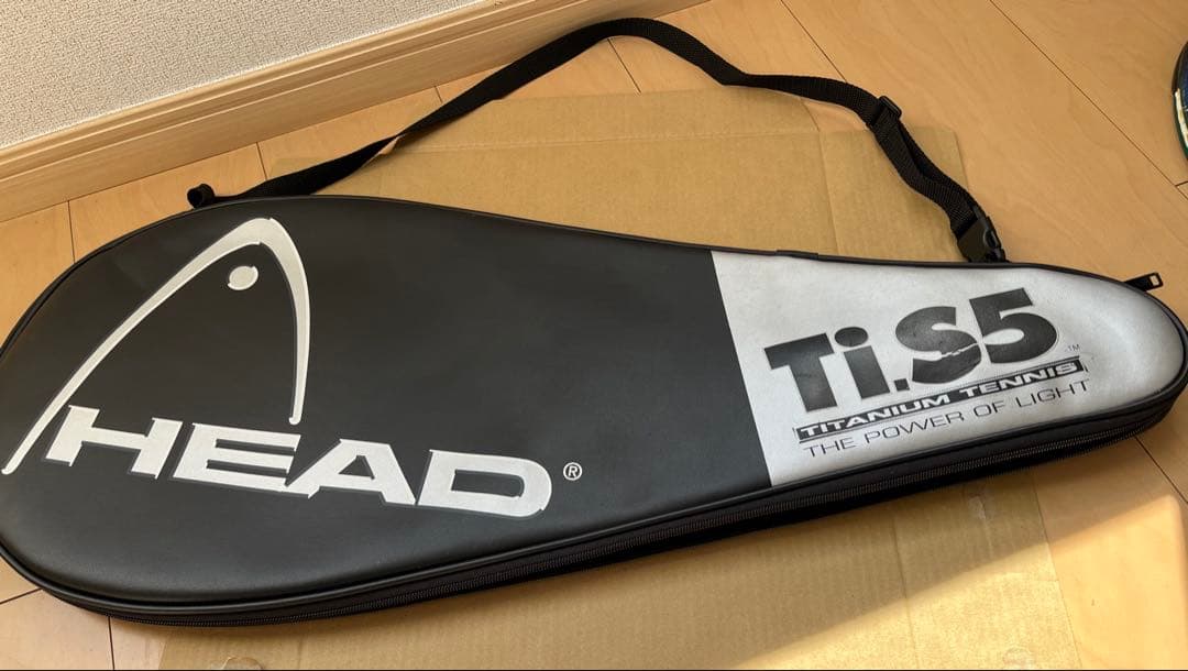 テニスの王子様　不二周助モデル　prince テニスラケット